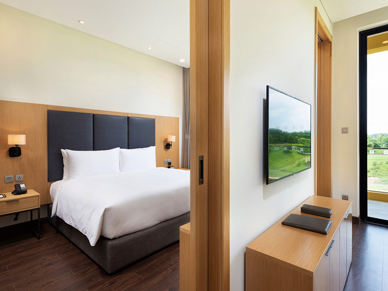 Wyndham Sky Lake Resort & Villas