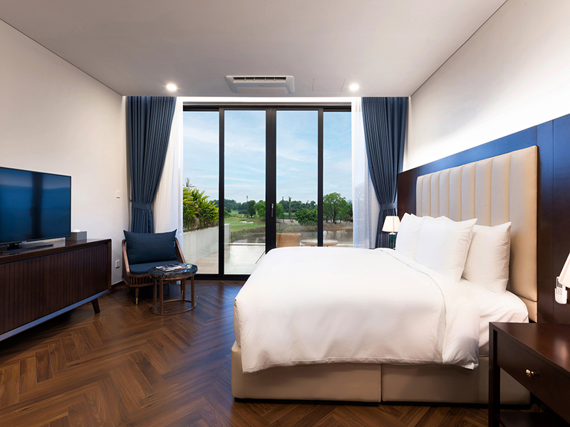 Wyndham Sky Lake Resort & Villas