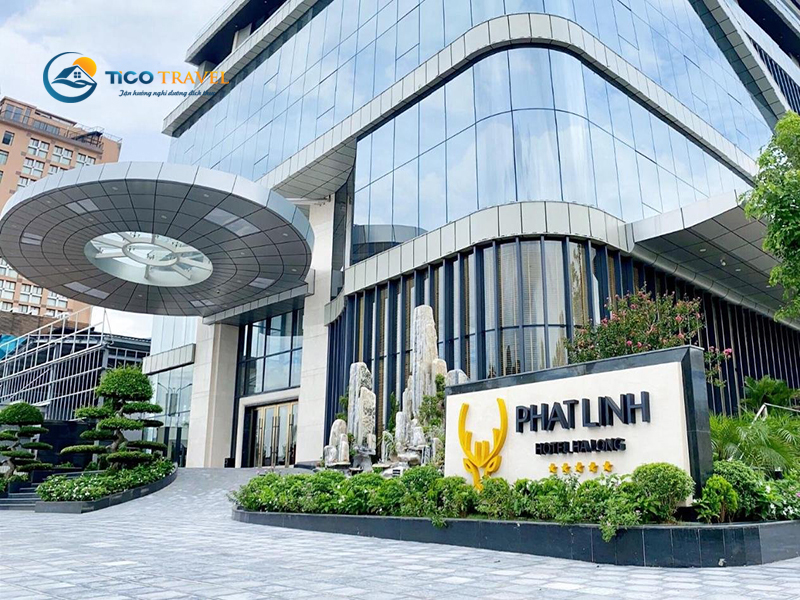 Bề ngoài tráng lệ và hiện đại của Phát Linh Hotel Hạ Long tạo ấn tượng mạnh mẽ cho du khách ngay từ cái nhìn đầu tiên