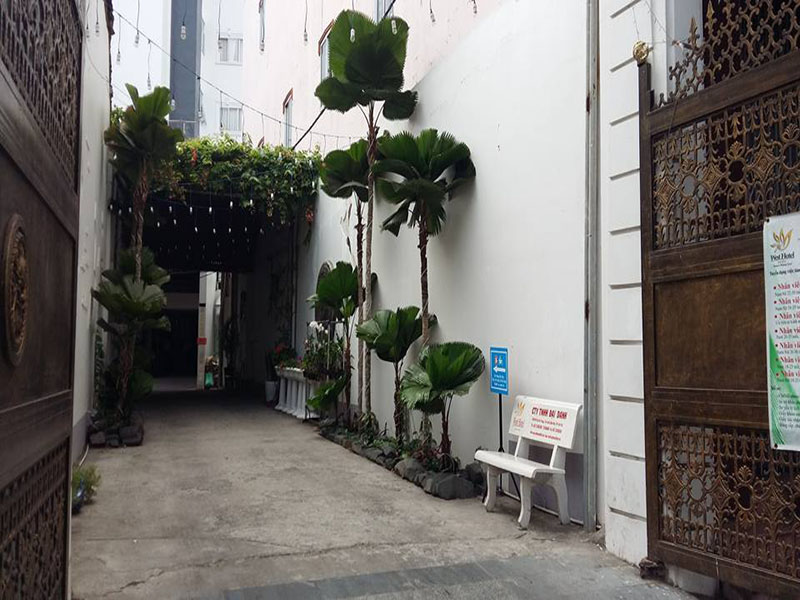 West Hotel