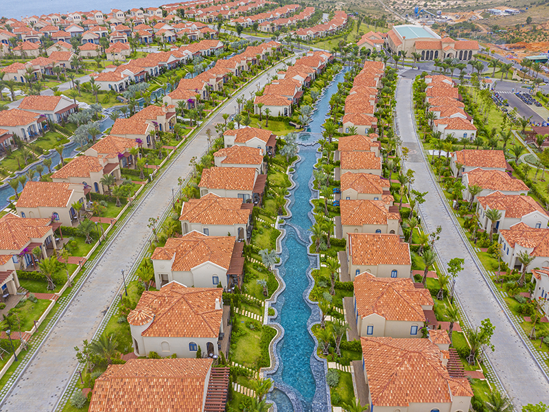 Centara Mirage Resort Mui Ne