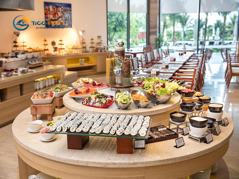 Cam Ranh Riviera Beach Resort & Spa