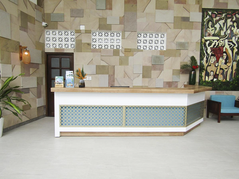 Haya Hotel