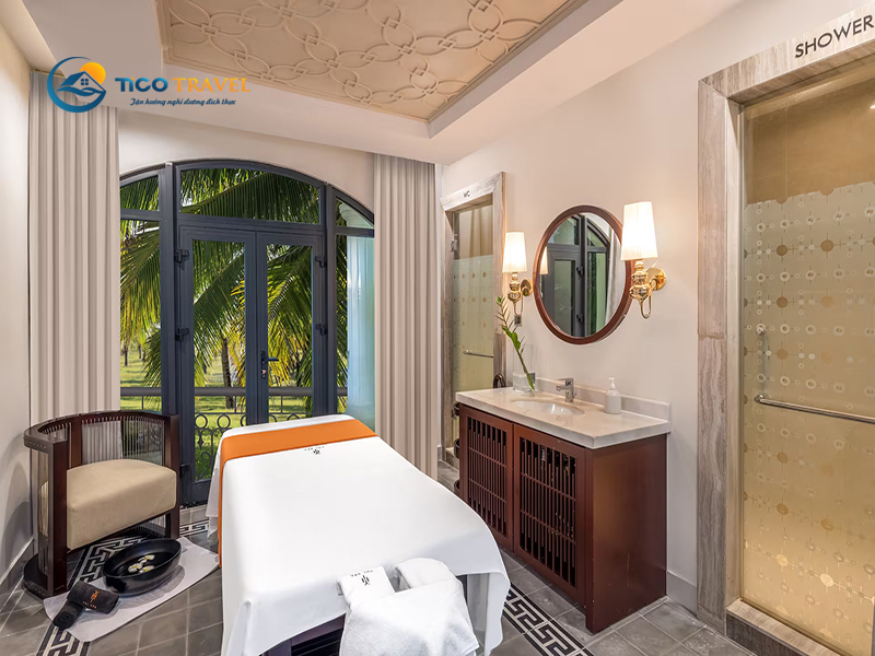 Melia Vinpearl Cam Ranh Beach Resort