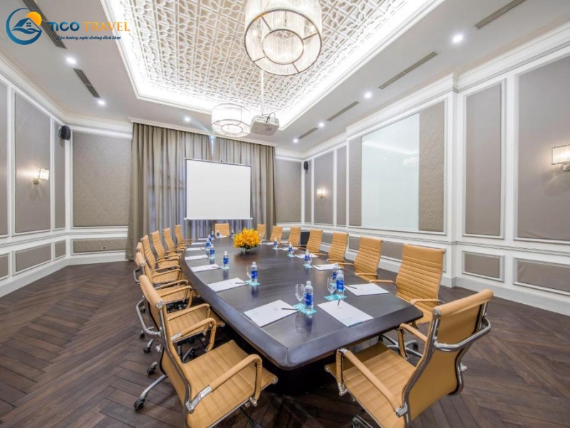 Melia Vinpearl Cam Ranh Beach Resort