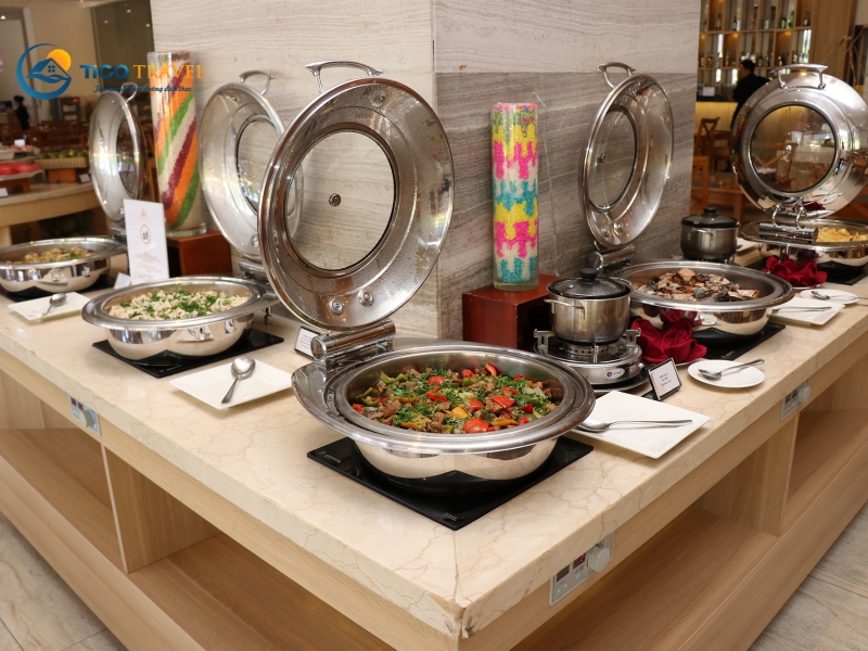 Cam Ranh Riviera Beach Resort & Spa