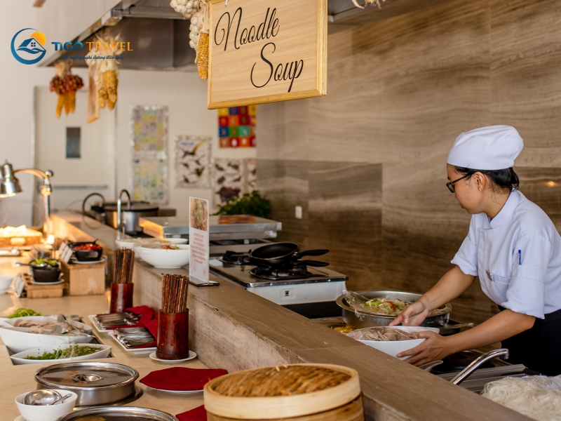 Cam Ranh Riviera Beach Resort & Spa