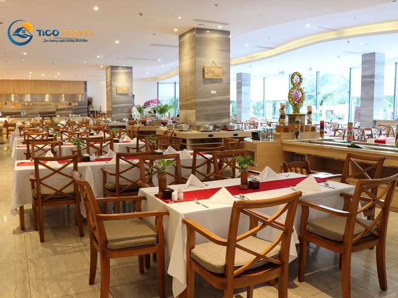 Cam Ranh Riviera Beach Resort & Spa