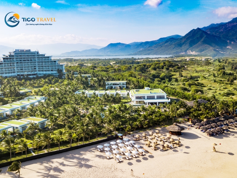 Cam Ranh Riviera Beach Resort & Spa