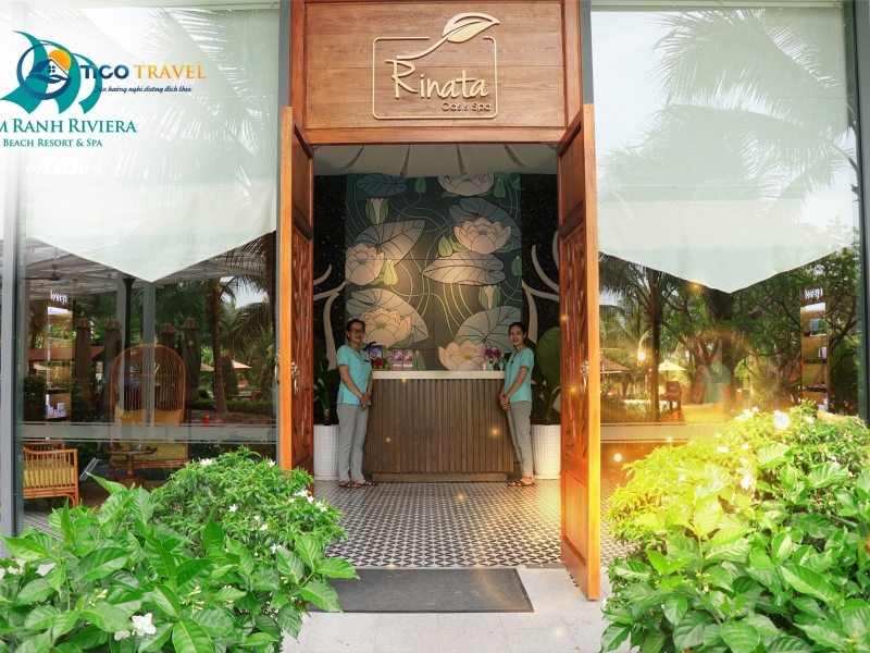 Cam Ranh Riviera Beach Resort & Spa