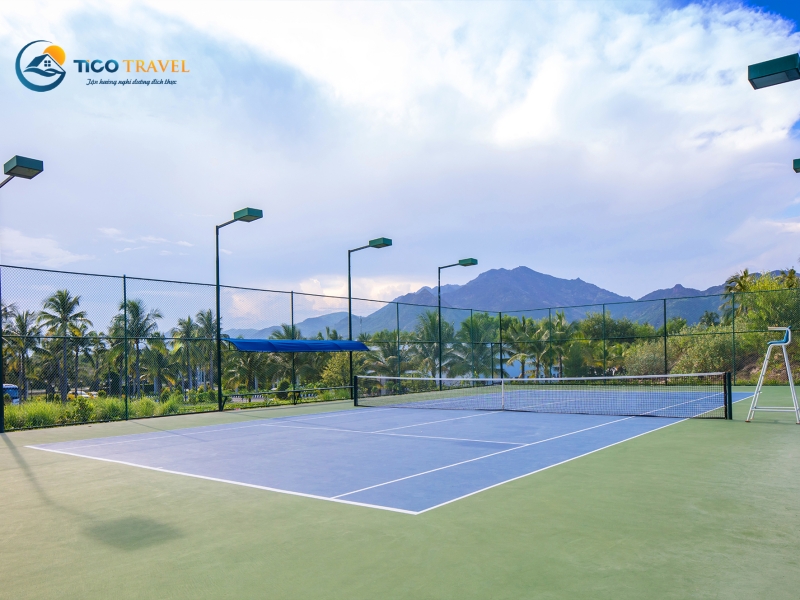 Cam Ranh Riviera Beach Resort & Spa