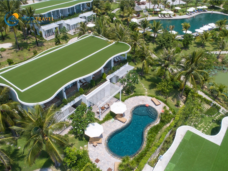 Cam Ranh Riviera Beach Resort & Spa