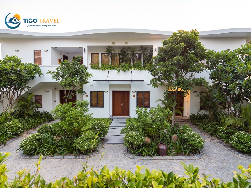 Cam Ranh Riviera Beach Resort & Spa