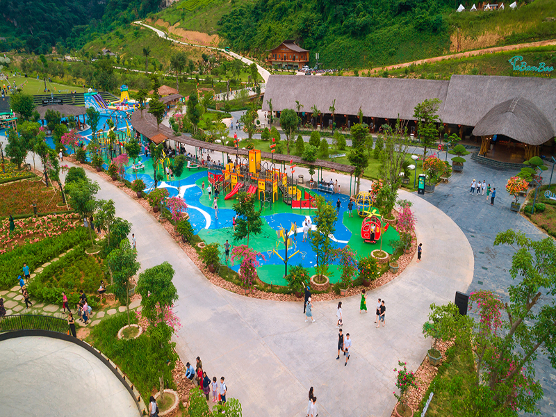 Mộc Châu Island