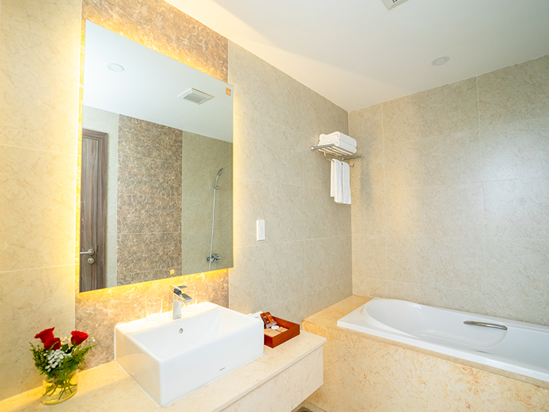 Navy Hotel Cam Ranh