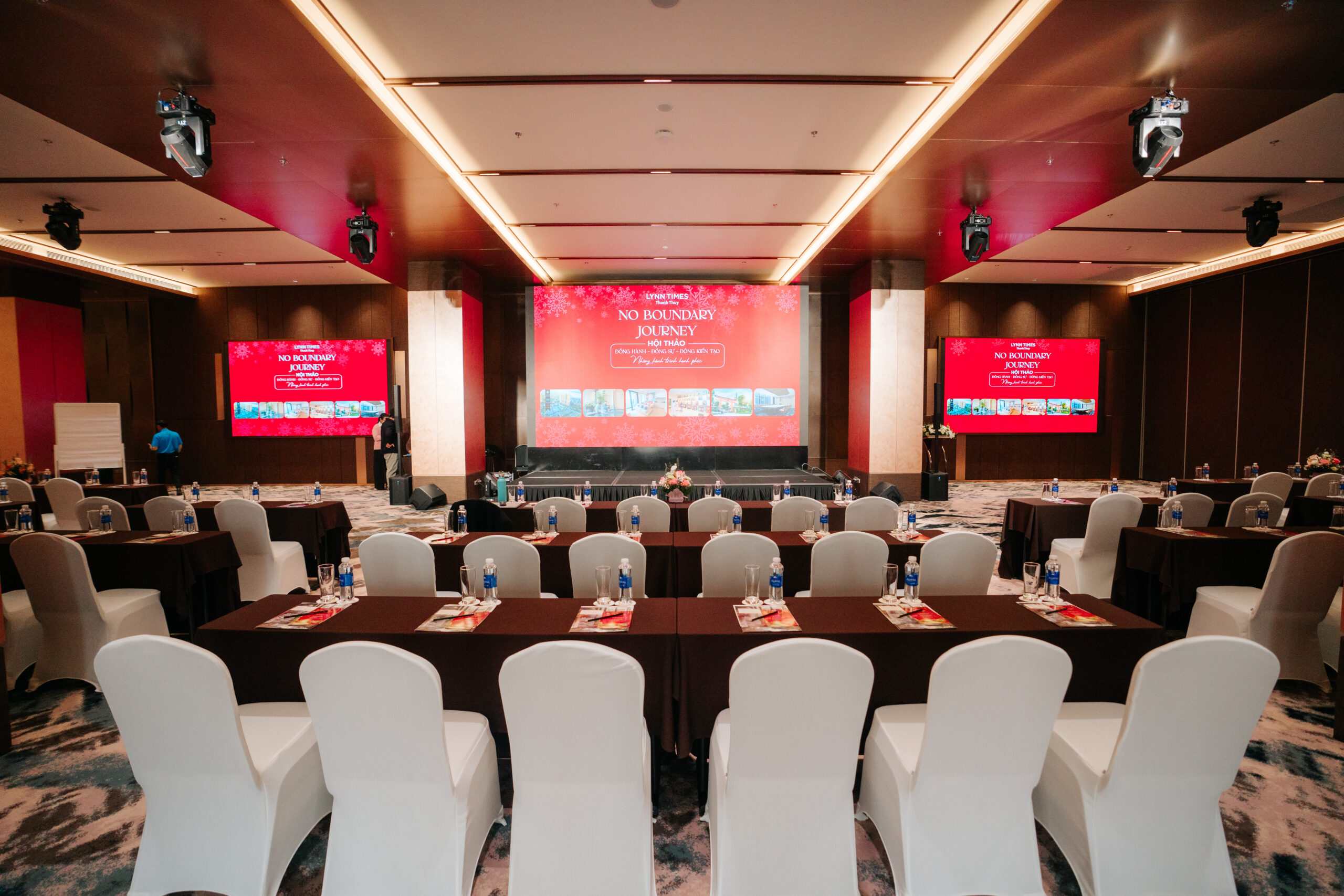 Không gian hội nghị hiện đại đáp ứng đa dạng nhu cầu tổ chức sự kiện và du lịch MICE