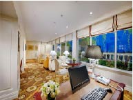 Apricot Hotel