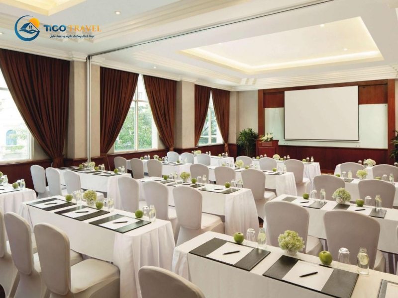 Khách sạn Movenpick Hà Nội