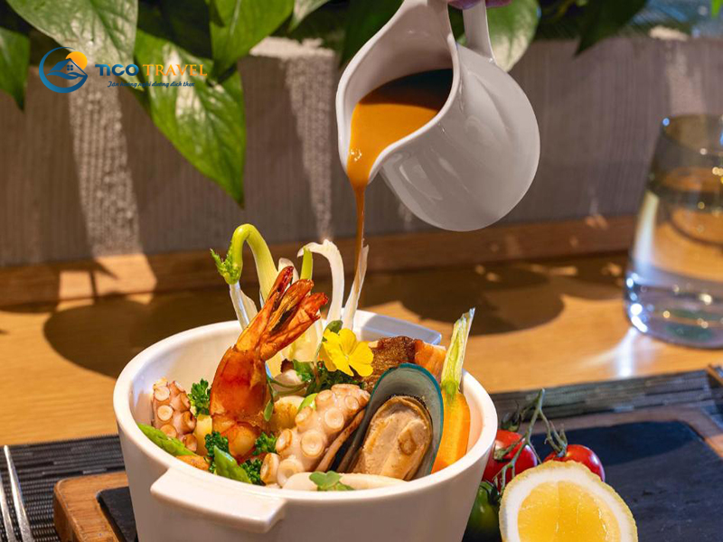 Khách sạn Melia Hà Nội