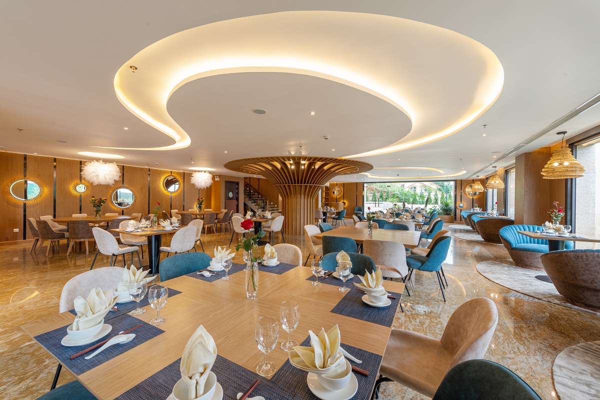 Nhà hàng Sín Chải chuyên phục vụ buffet sáng phong phú