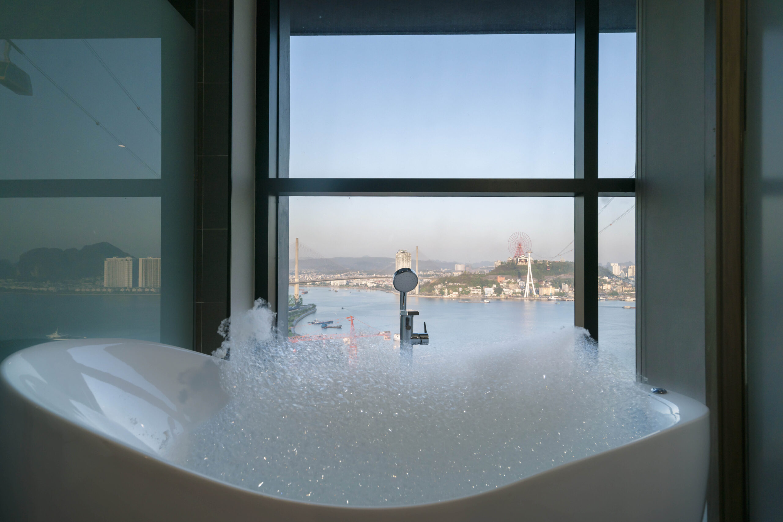 Phòng Deluxe 3 người (Deluxe Triple Room)