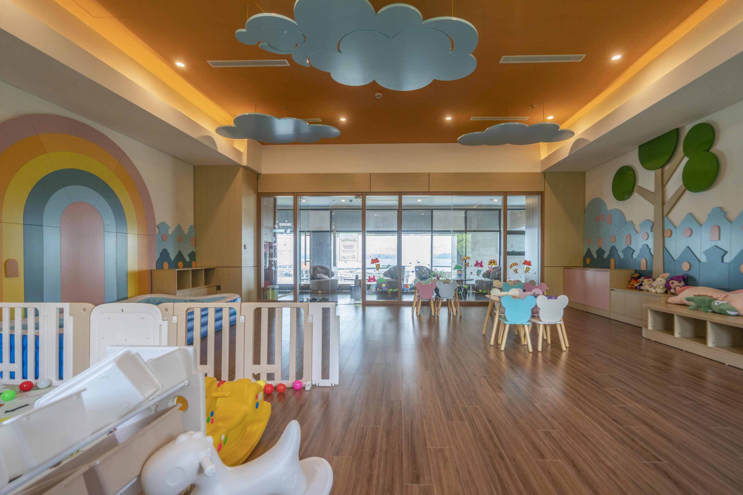 Kid Club khách sạn Wyndham Garden Legend Hạ Long