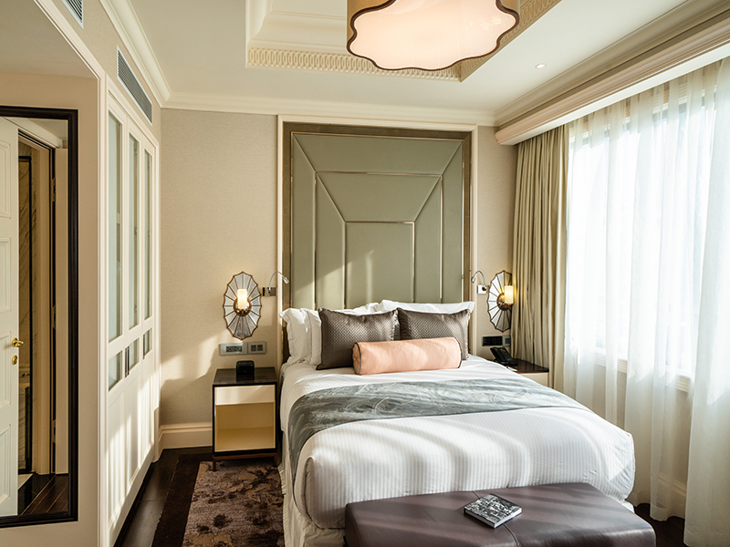 Khách sạn Caravelle Sài Gòn