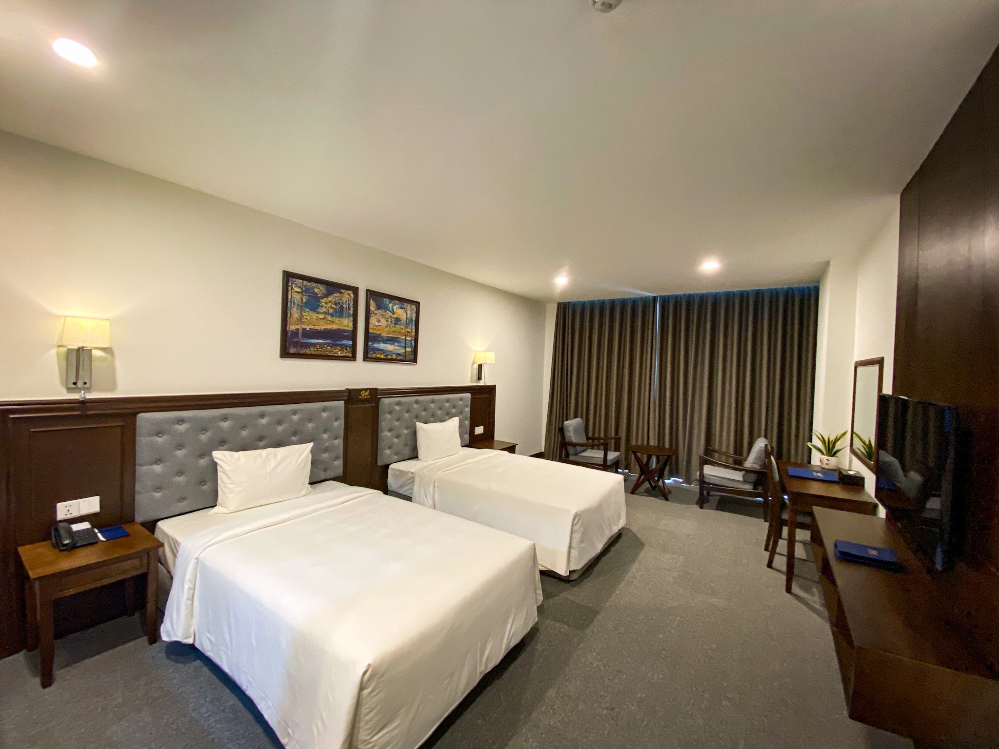 Phòng Deluxe 3 người (Deluxe Triple Room)