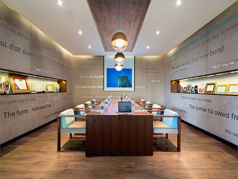 A La Carte Da Nang Beach