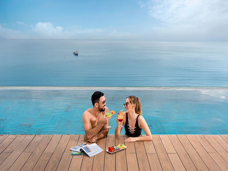 A La Carte Da Nang Beach