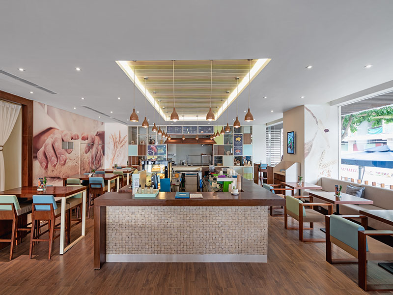 A La Carte Da Nang Beach