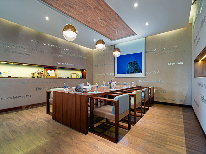 A La Carte Da Nang Beach