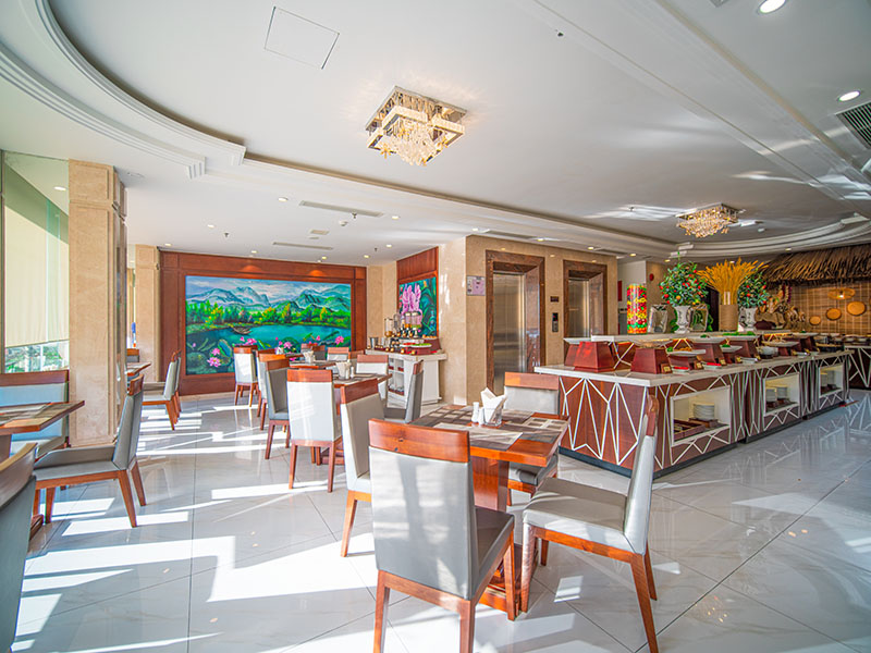 Alani Hotel & Spa