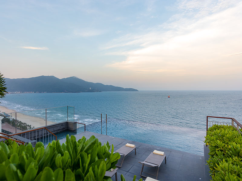 Chicland Danang Beach Hotel