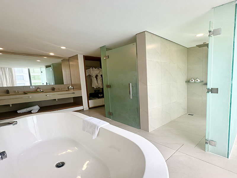 Fusion Suites Da Nang