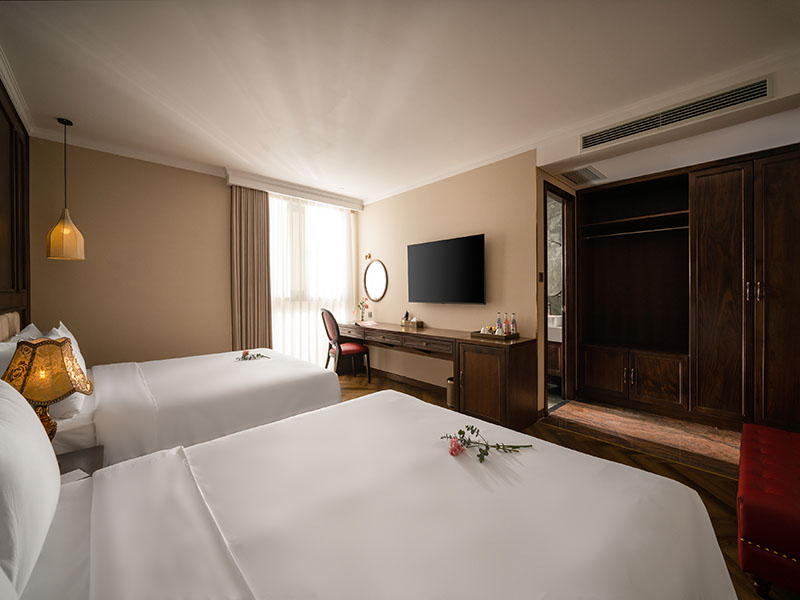Golden Lotus Luxury Hotel Danang