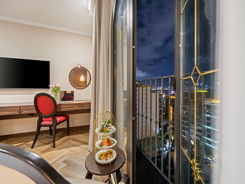Golden Lotus Luxury Hotel Danang