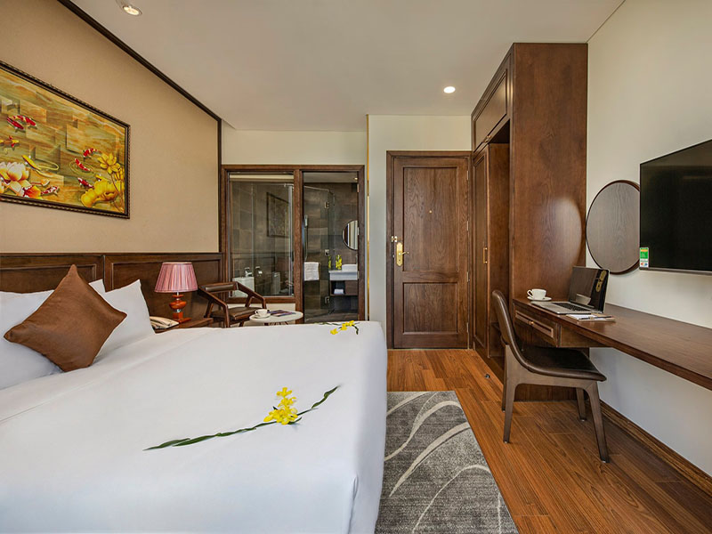 Golden Lotus Hotel Da Nang