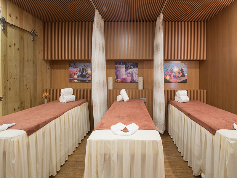 Haian Beach Hotel & Spa