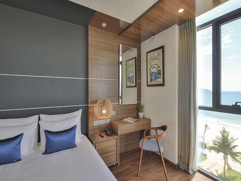 Haian Beach Hotel & Spa