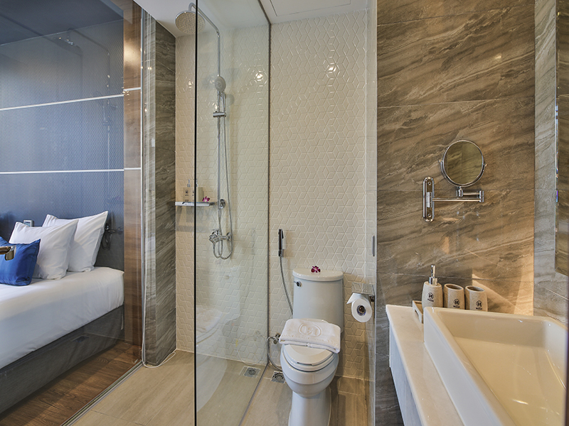 Haian Beach Hotel & Spa