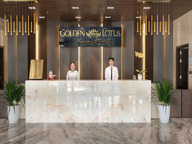 Khách sạn Golden Lotus Grand