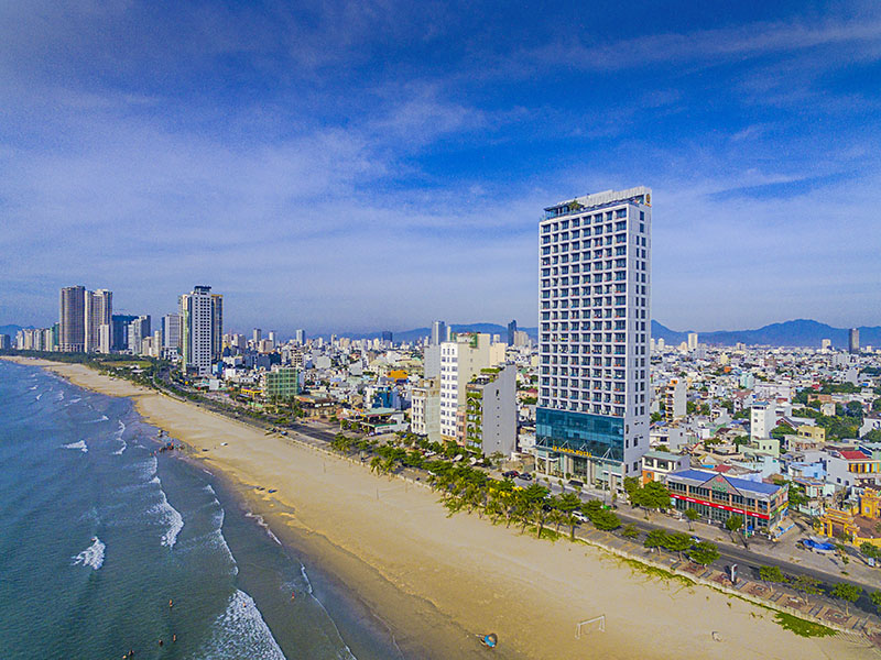 Le Sands Oceanfront Danang Hotel