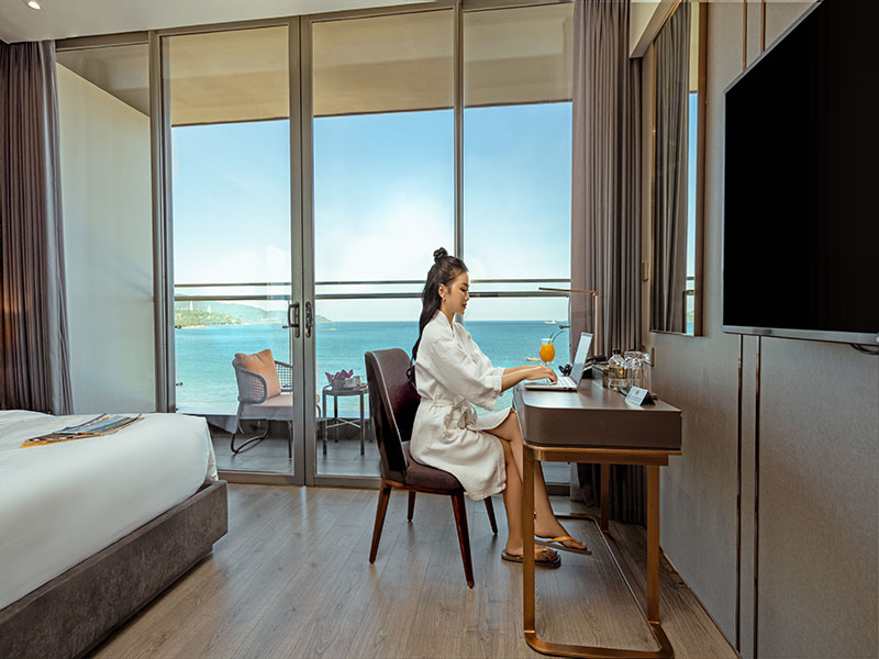 Le Sands Oceanfront Danang Hotel