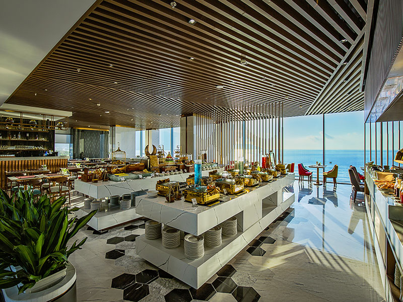 Le Sands Oceanfront Danang Hotel