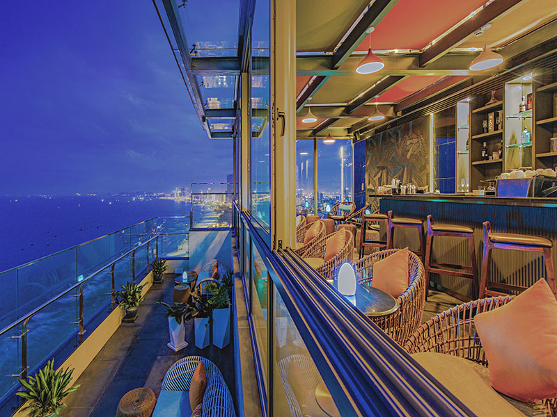 Le Sands Oceanfront Danang Hotel