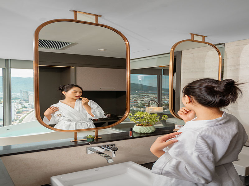 Le Sands Oceanfront Danang Hotel