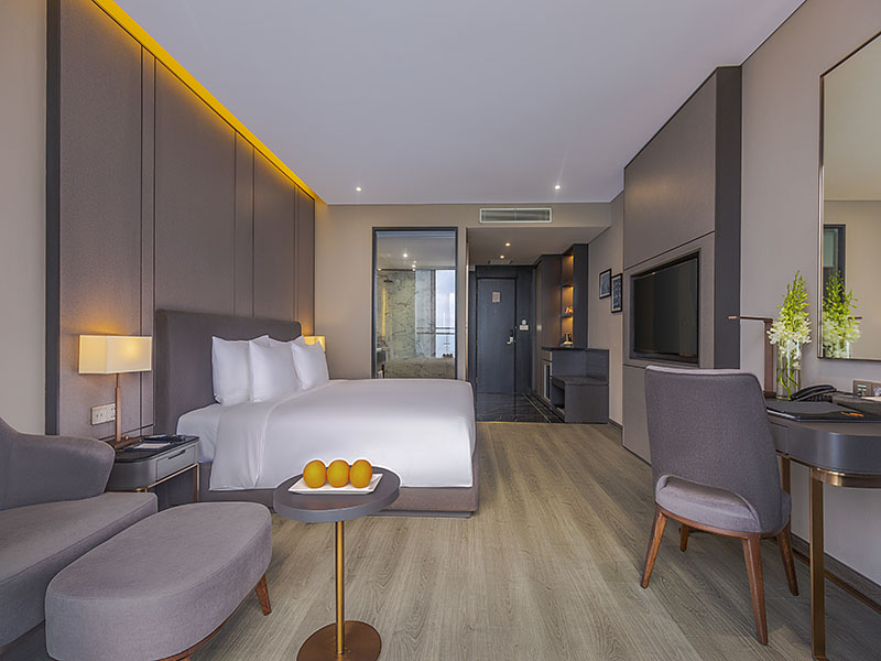 Le Sands Oceanfront Danang Hotel