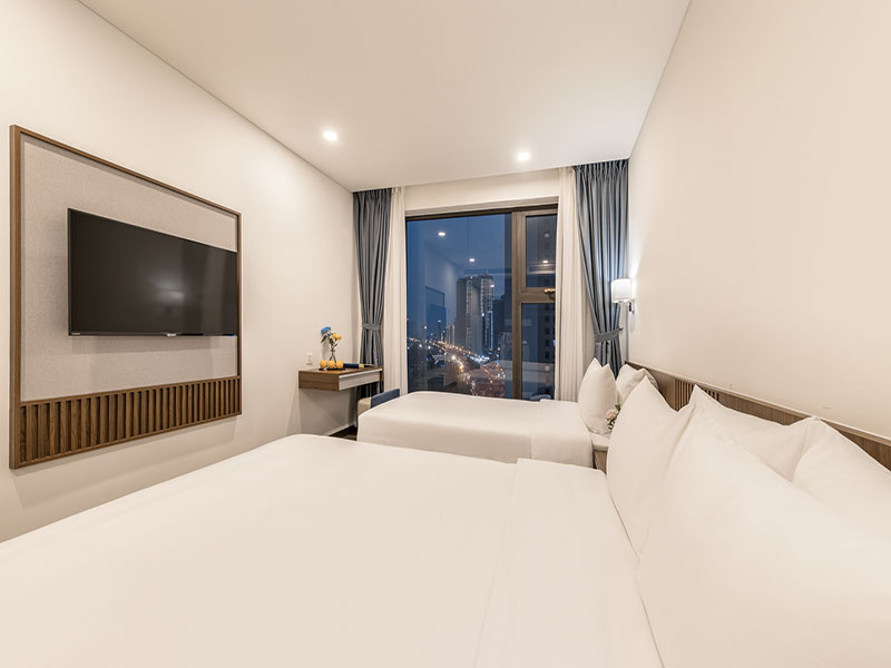 Mangata Beachfront Hotel