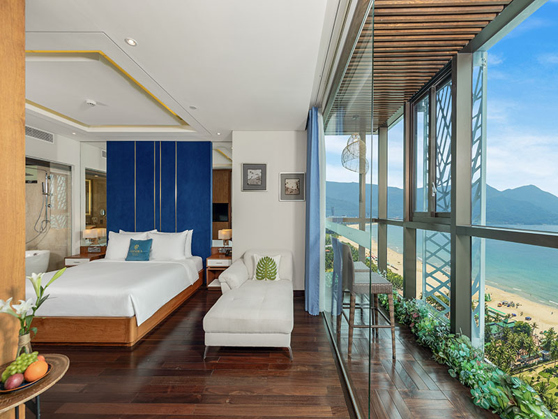 Mandila Beach Hotel